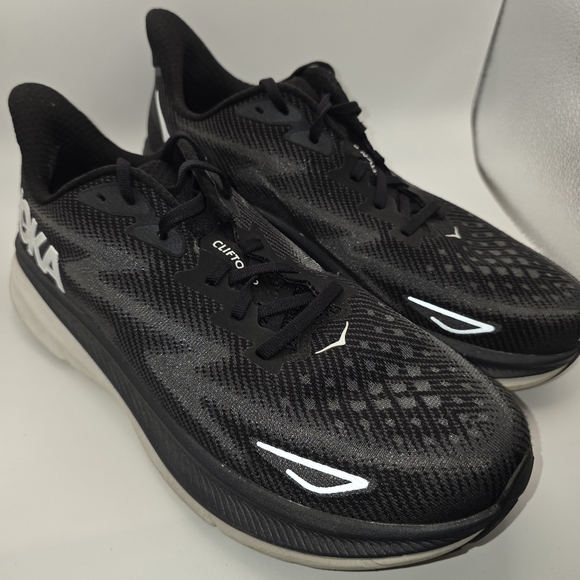 Hoka One One Mens Clifton 9 1127895 BWHT Black Running Shoes Sneakers Size 11 - Picture 1 of 9